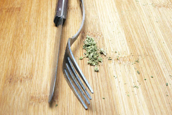 Composição Natureza Morta Com Maconha Mesa Madeira — Fotografia de Stock