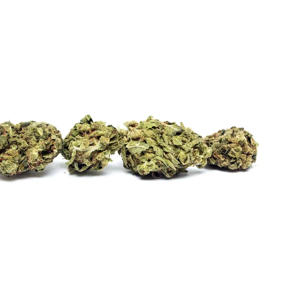 Konzeptionelle Zusammensetzung Der Marihuana Produktion Stillleben Isoliert Auf Weißem Hintergrund — Stockfoto