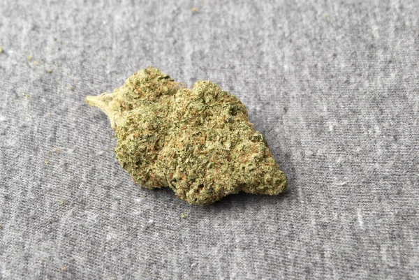 Nahaufnahme Von Getrocknetem Marihuana Drogenabhängigkeit Medizinisches Marihuana Konzept — Stockfoto