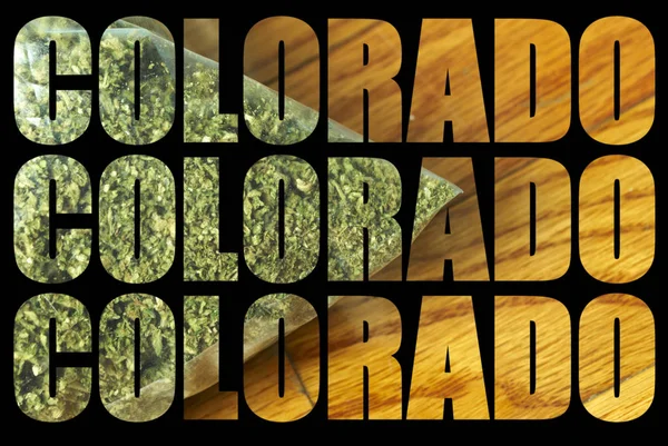 Siyah Arka Plan Üzerinde Içinde Marihuana Ile Colorado Yazıtlar — Stok fotoğraf