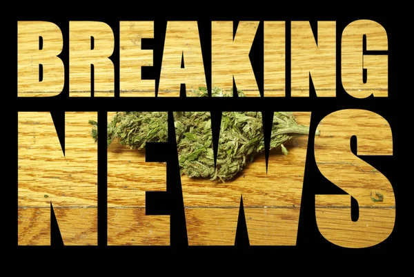 Ultime Notizie Lettering Sfondo Nero Con Marijuana — Foto Stock