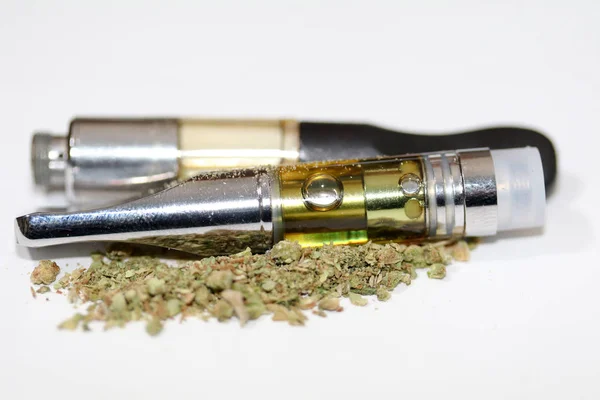 Vape Pen Dampfendes Marihuana Cannabis Vaporizer Und Getrocknetes Cannabis — Stockfoto