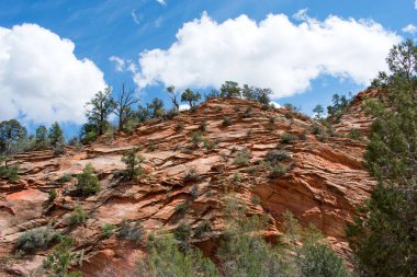 Kayalık dağlar arka plan, doğa manzara
