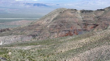 Kayalık dağlar arka plan, doğa manzara