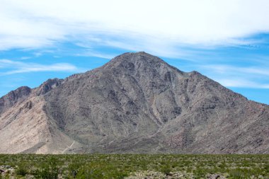 Kayalık dağlar arka plan, doğa manzara