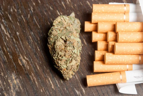 Gedroogde Marihuana Sigaretten Drugsverslaving Concept Medisch Marihuana Concept — Stockfoto