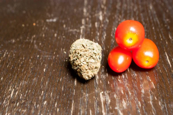 Close View Dried Marijuana Tomatoes Drug Addiction Concept Medical Marijuana — Stock Photo, Image