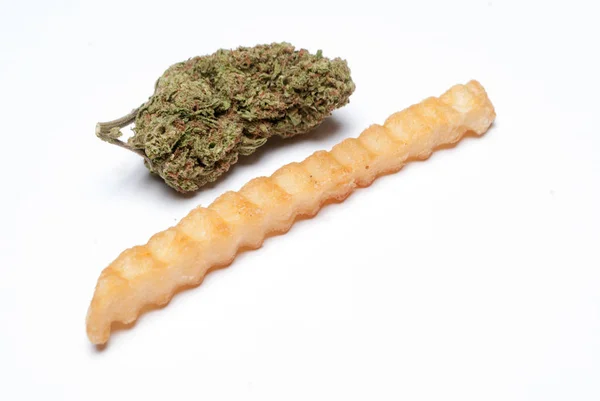 Marihuana Und Cannabis Knabbereien Und Ungesundes Gebratenes Junk Food Auf — Stockfoto