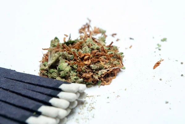 Gedroogde Marihuana Wedstrijden Drugsverslaving Concept Medisch Marihuana Concept — Stockfoto