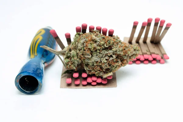 Dried Marijuana Smoking Pipe Matches Drug Addiction Concept Medical Marijuana — Stock Photo, Image