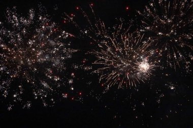 Havai Fişek Kutlama, Parlak Renkler Patlama 