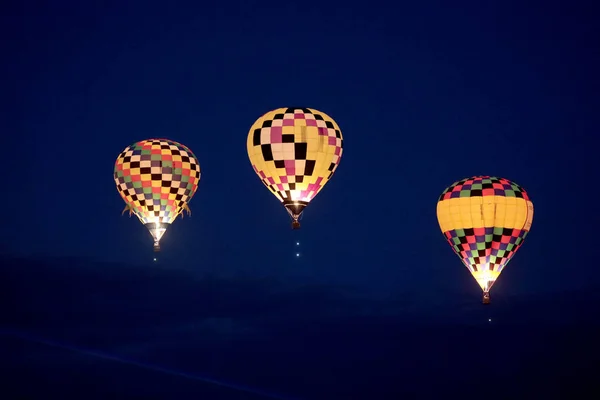 Hete Lucht Ballonnen Bij Night Sky — Stockfoto