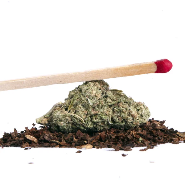 Marijuana Secca Fiammiferi Tabacco Concetto Tossicodipendenza Concetto Marijuana Medica — Foto Stock