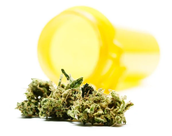 Marijuana Séchée Bouteille Plastique Jaune Concept Toxicomanie Concept Marijuana Médicale — Photo