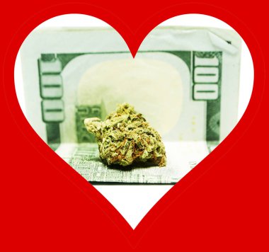 Esrar ve Esrar, kalp ile kavramsal poster.