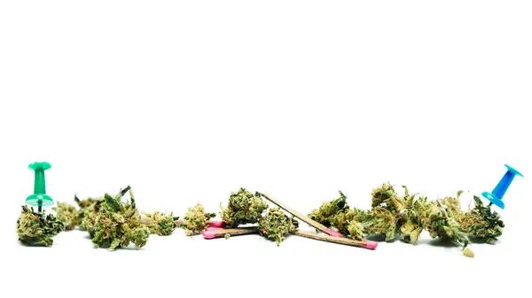 Αποξηραμένα Μαριχουάνα Και Σπίρτα Έννοια Του Εθισμού Στα Ναρκωτικά Ιατρική — Φωτογραφία Αρχείου
