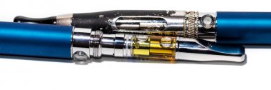 Vape, ne oldu? Vaping Kenevir Yağı. CbD ve Thc elektronik sigara veya buharlaştırıcı dan. 