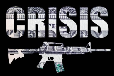 Silah ve Para. Amerika'daki vurulma olaylarını temsil ediyor. Amerika Birleşik Devletleri Amerikan Doları Bill ve kriz yazıt detay üzerinde Otomatik Silah Şekli