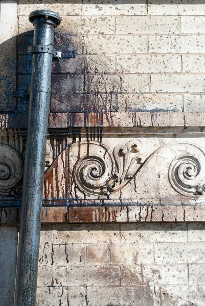 Ancien Bâtiment Avec Motif Floral Sur Façade — Photo