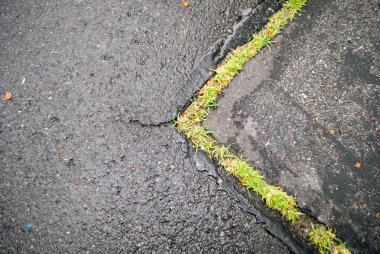 Işaretleri ile grungy dokulu yol yüzeyi