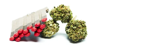 Marihuana Drogen Stillleben Isoliert Auf Weißem Hintergrund — Stockfoto