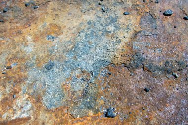 İşaretli dokulu yol yüzeyi