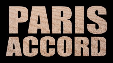 Siyah arka plan üzerine Paris anlaşması harfleri.