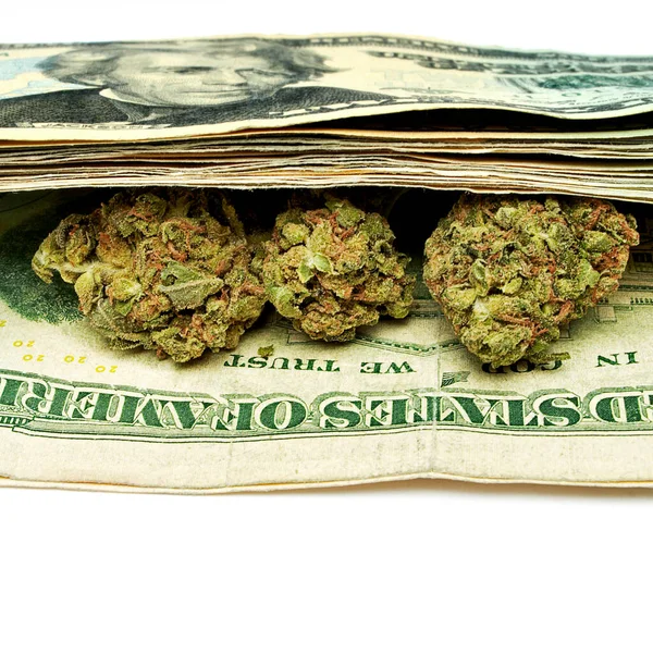 Μαριχουάνα Και Χρήματα Στο Παρασκήνιο Κοντινό — Φωτογραφία Αρχείου