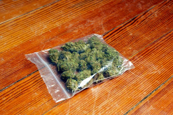 Marihuana Bolsa Hierba Fondo Cerca —  Fotos de Stock