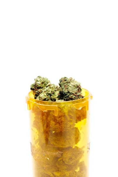 Medical Marijuana Cannabis Buds Prescription Pill Bottle — Stock Photo, Image