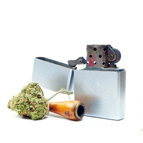 Esrar Tomurcukları Arka Planda Marihuana — Stok fotoğraf