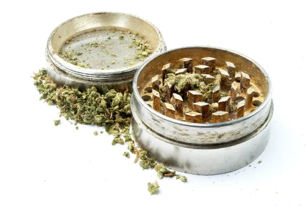 Buds Marijuana Grinder Close — Stock Photo, Image