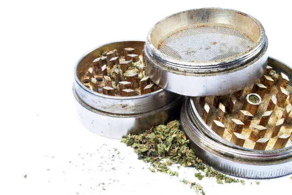 Gemme Marijuana Smerigliatrici Primo Piano — Foto Stock