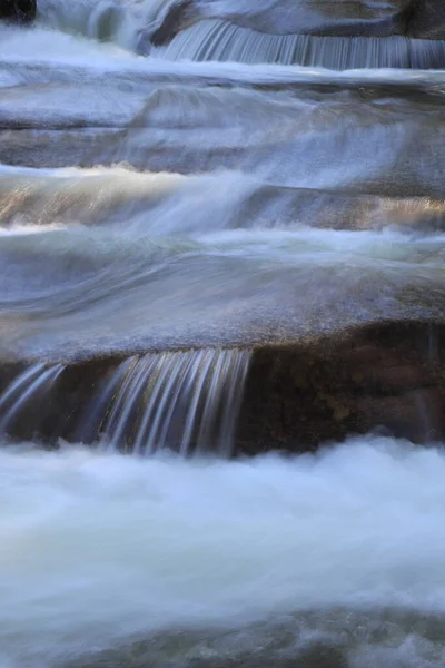 Voda Tekoucí Řece Přírodní Krajina — Stock fotografie
