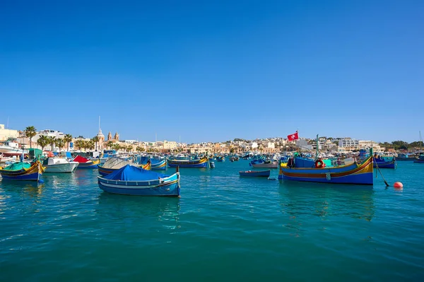 Marsaxlokk liman görünüm — Stok fotoğraf