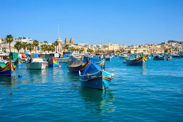 Marsaxlokk liman görünüm — Stok fotoğraf