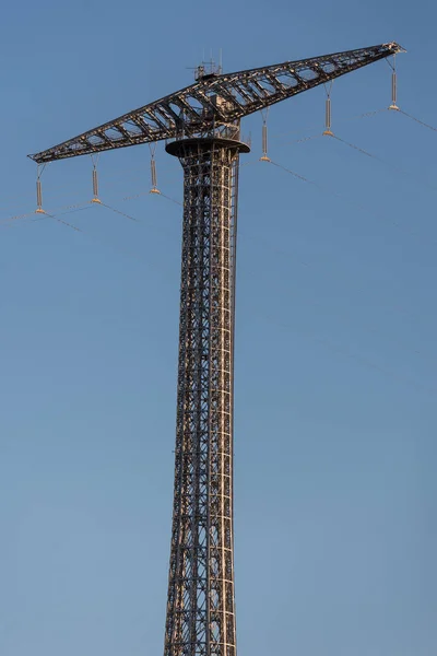 Grande Torre Elétrica Alta Tensão — Fotografia de Stock