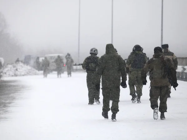 Soldados Operación Cuando Nieve — Foto de Stock