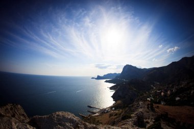 Yaz balıkgözü görünümü Sudak şehir ve Sudak koyu Ceneviz Kalesi