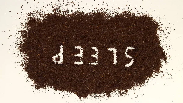 Uyku çekilmiş kahve dile. Kahve öğütür. Soyut Tasarım.