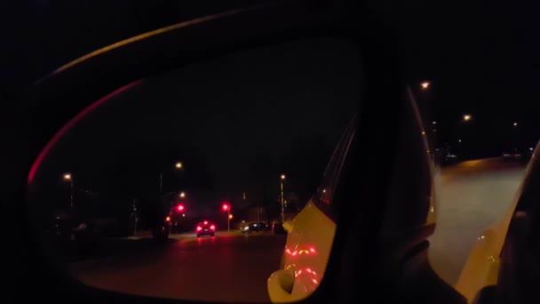 Gece Araba Yan Ayna Görünümü Akşam Sırasında Sokak Trafiğinin Araç — Stok video