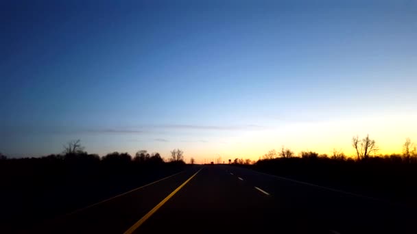 Landstraße Bei Sonnenaufgang Befahren Sicht Des Fahrers Pov Während Die — Stockvideo