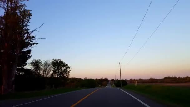 Conducir Por Carretera Rural Durante Atardecer Punto Vista Del Conductor — Vídeos de Stock