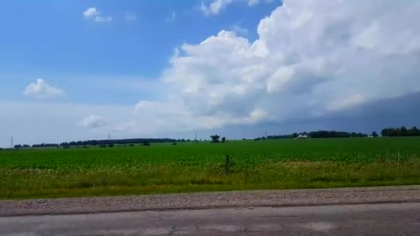 Zijaanzicht Rijden Door Landelijke Landbouwgrond Dag Bestuurders Standpunt Pov Rijden — Stockvideo