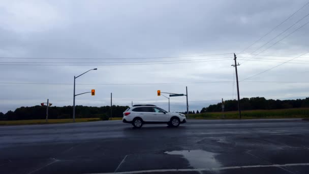 Point Vue Conducteur Pov Attente Feu Rouge Sur Une Route — Video