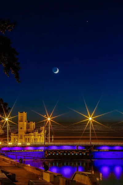        Gece mesire şehir manzaralı Palace düğünü