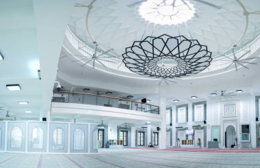 Shah Alam - 11 Temmuz 2018: Ana dua Al-Ikhlas Camii salonu