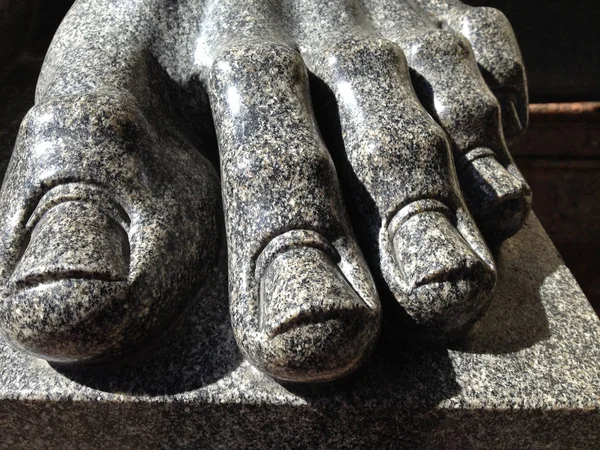 像の指 花崗岩の足跡 — ストック写真