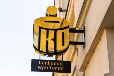 Czestochowa, Polonya - 02 / 08 / 2020 - Czestochowa 'daki pko bankasının logosu