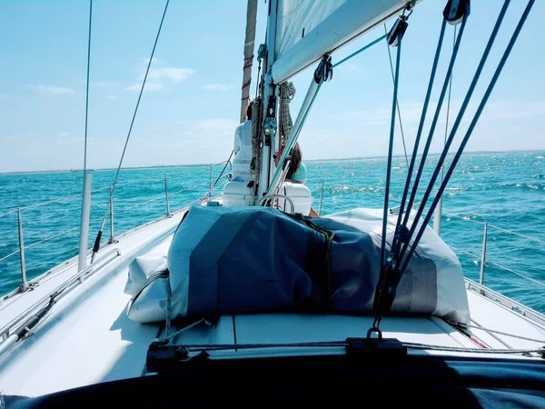 Velero Navegando Costa Cadiz — Stockfoto